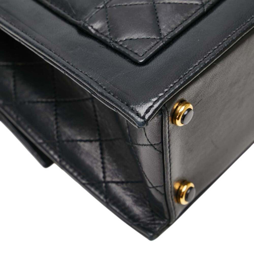 CHANEL Black Lambskin Leather Shoulder Bag - Picture 7 of 16
